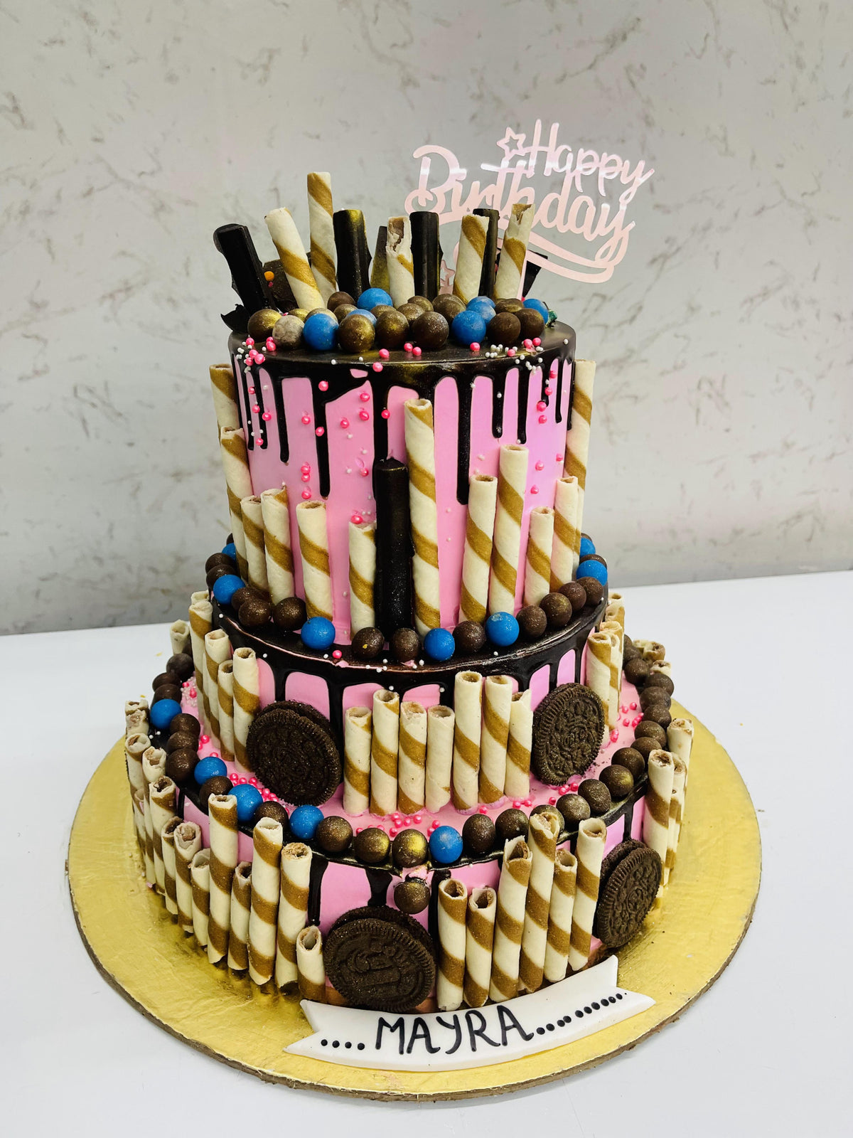 Choco Pipes Drip Cake