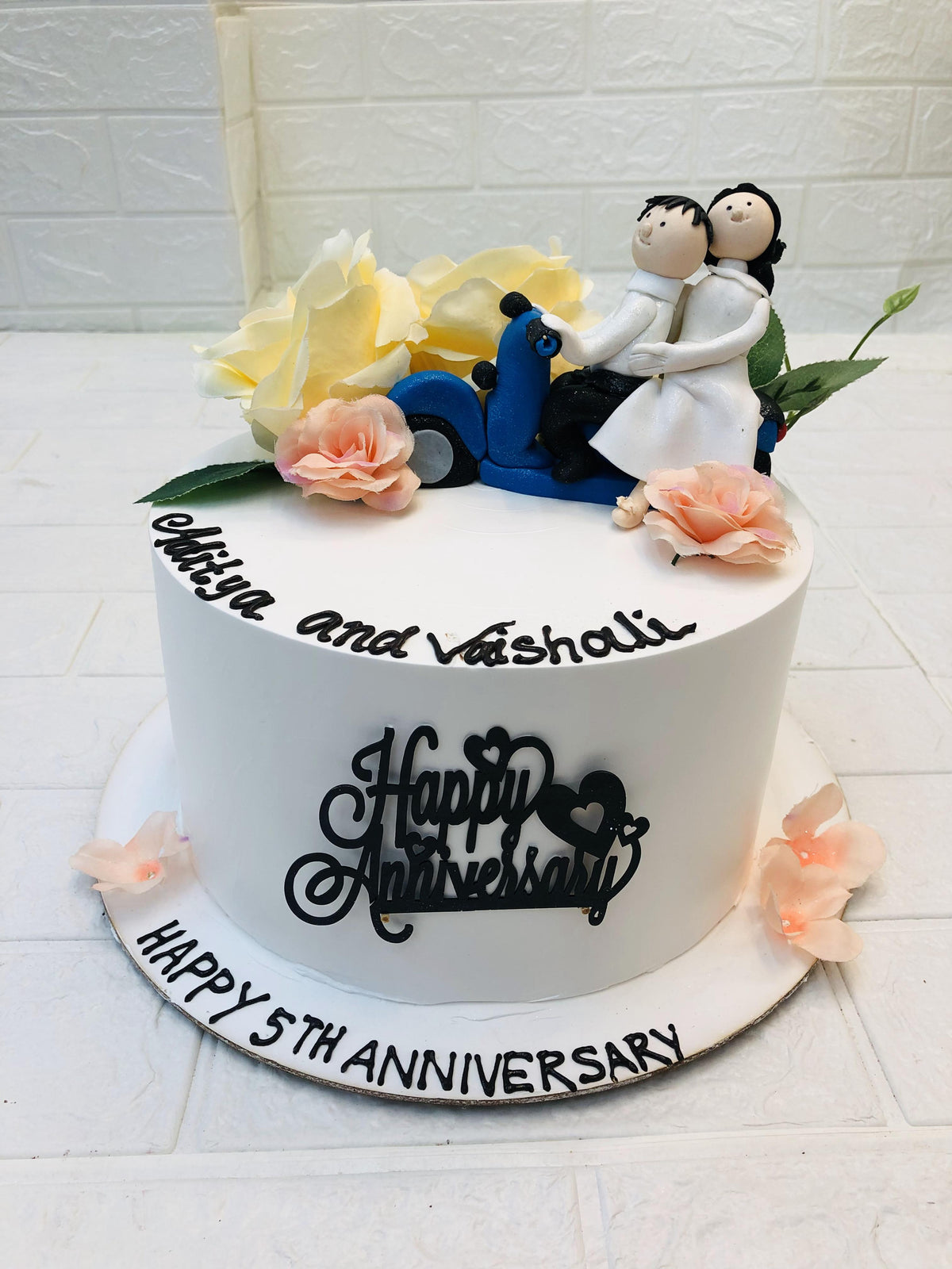 Love Story Cake 4