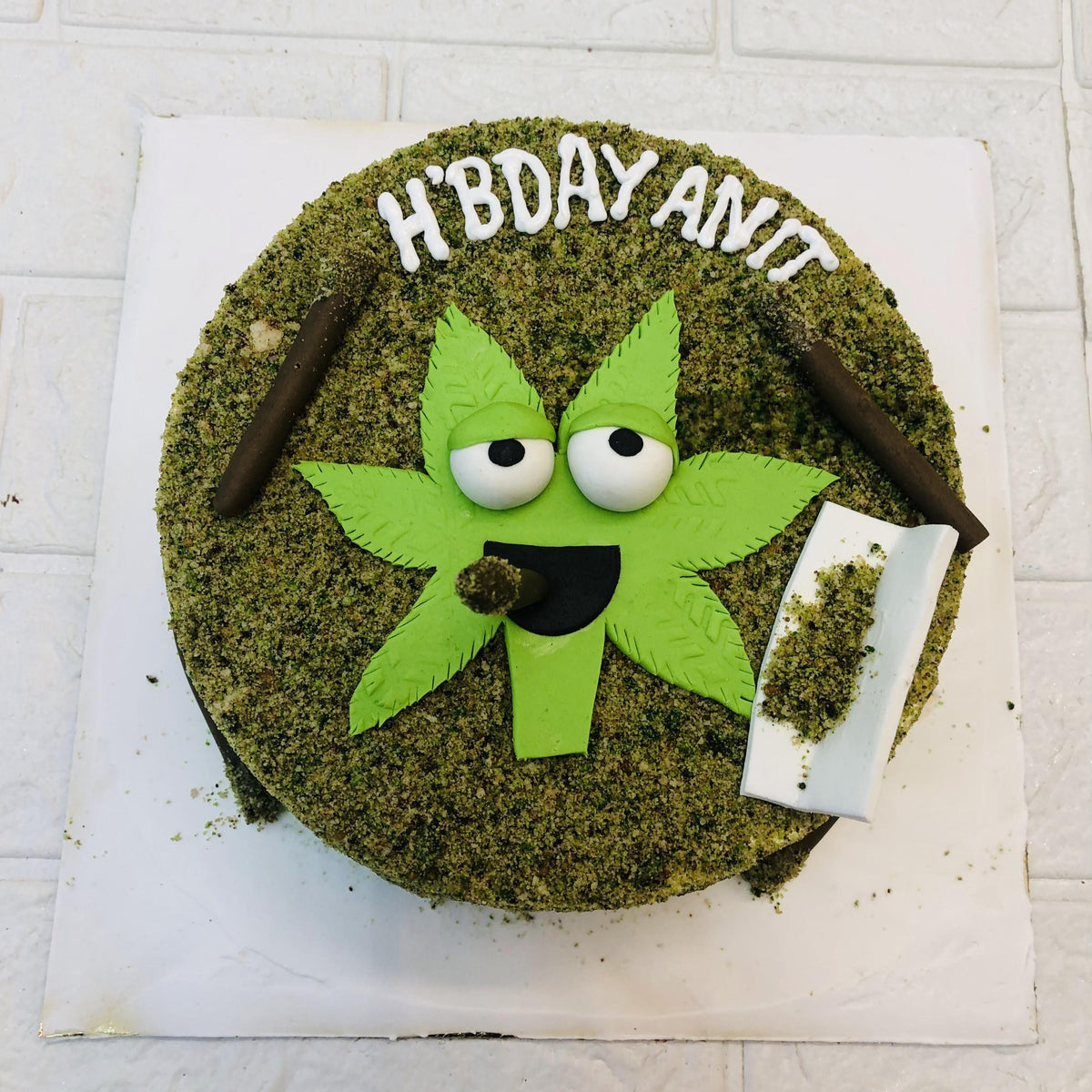 Weed Lover Theme Cake