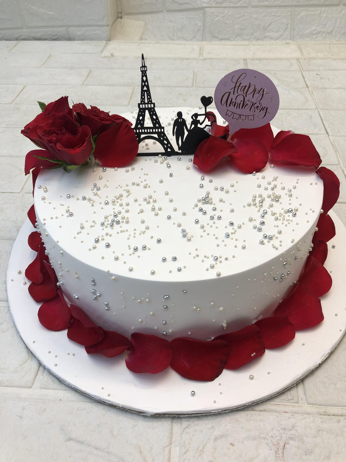 Rose Petals Love Cake 2