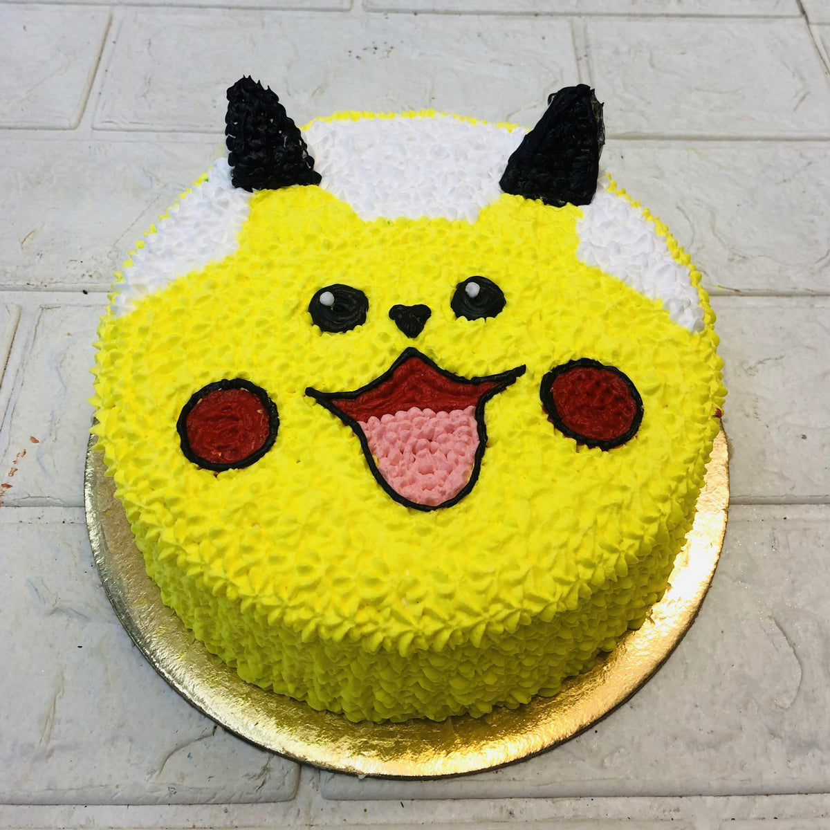 Pikachu Cream Cake