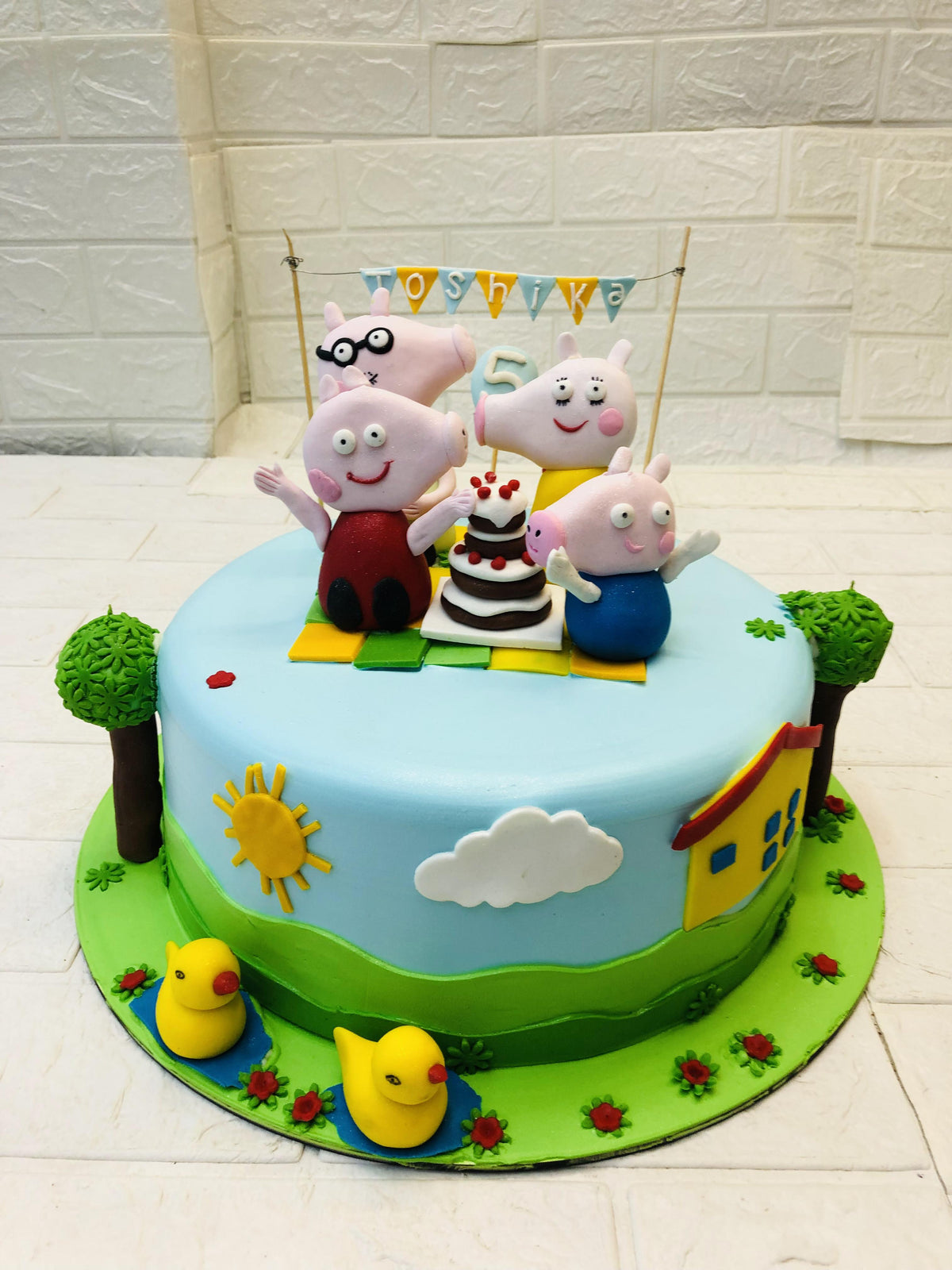 Peppa Pig Celebration Cake