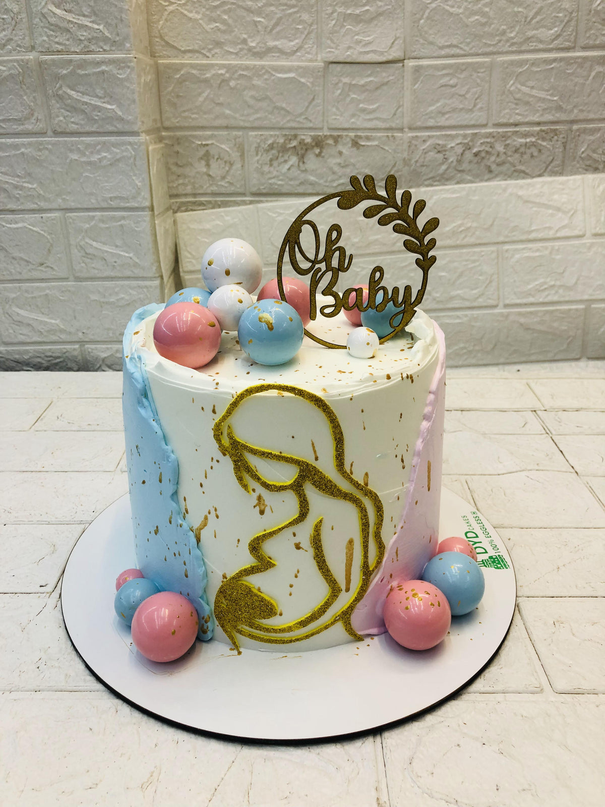 Cute Gender Reveal Cake