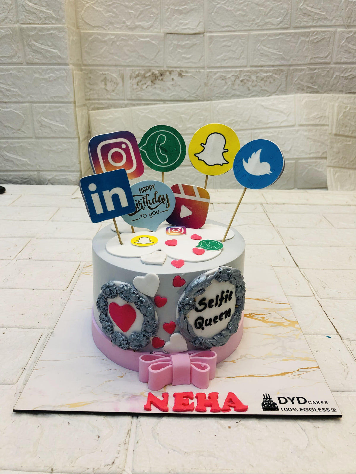 Social Media Fan Cake