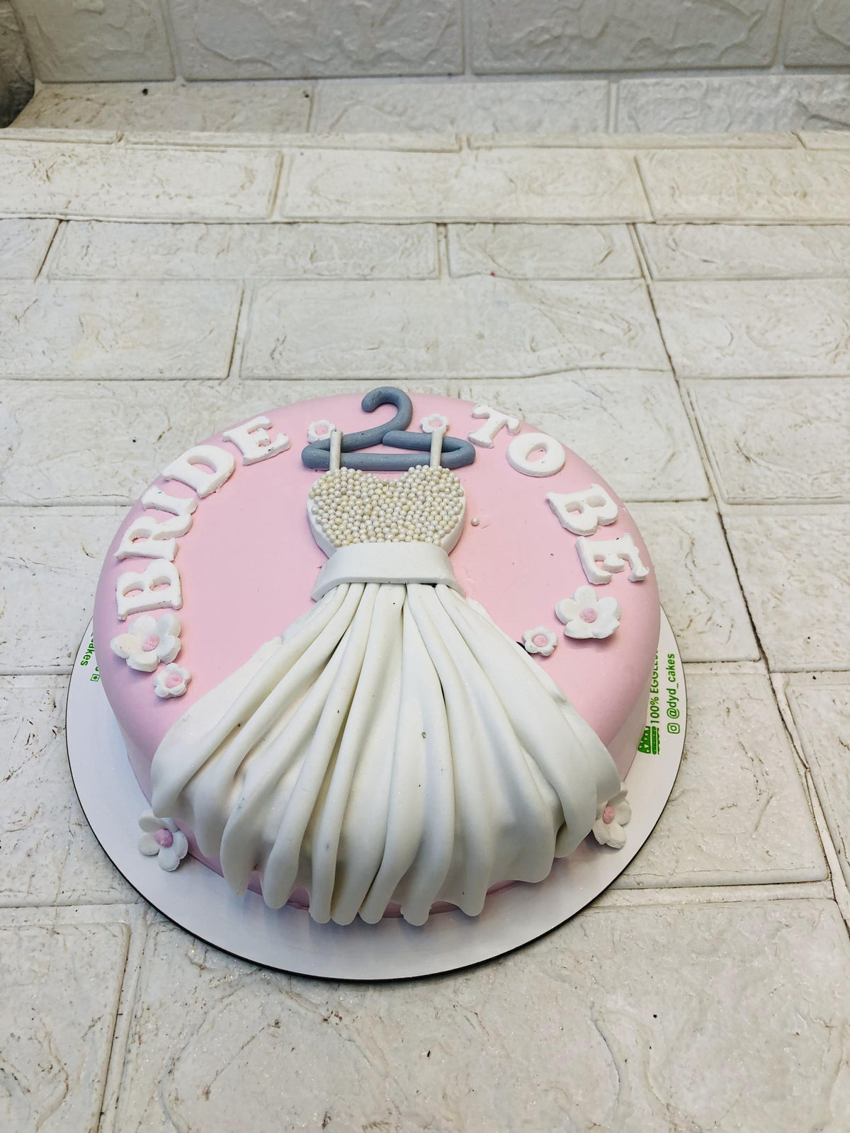 Frock Vanilla Cake