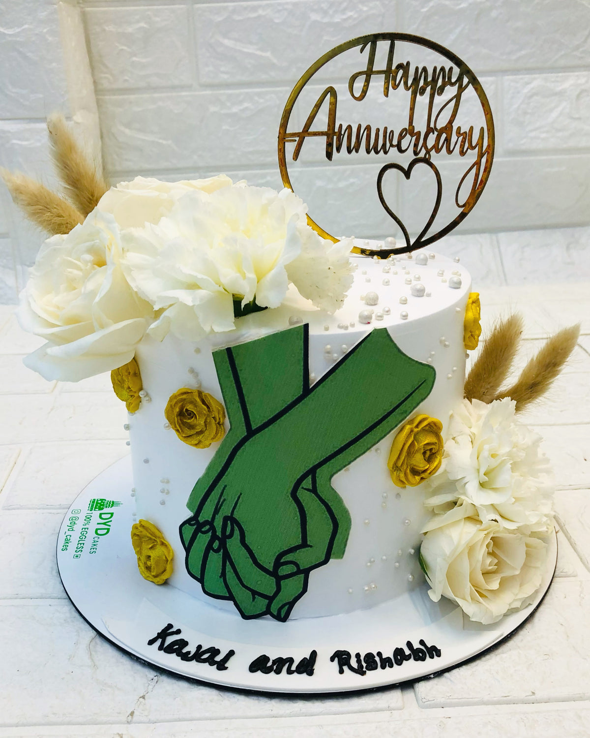 Couple Hand Theme Cake