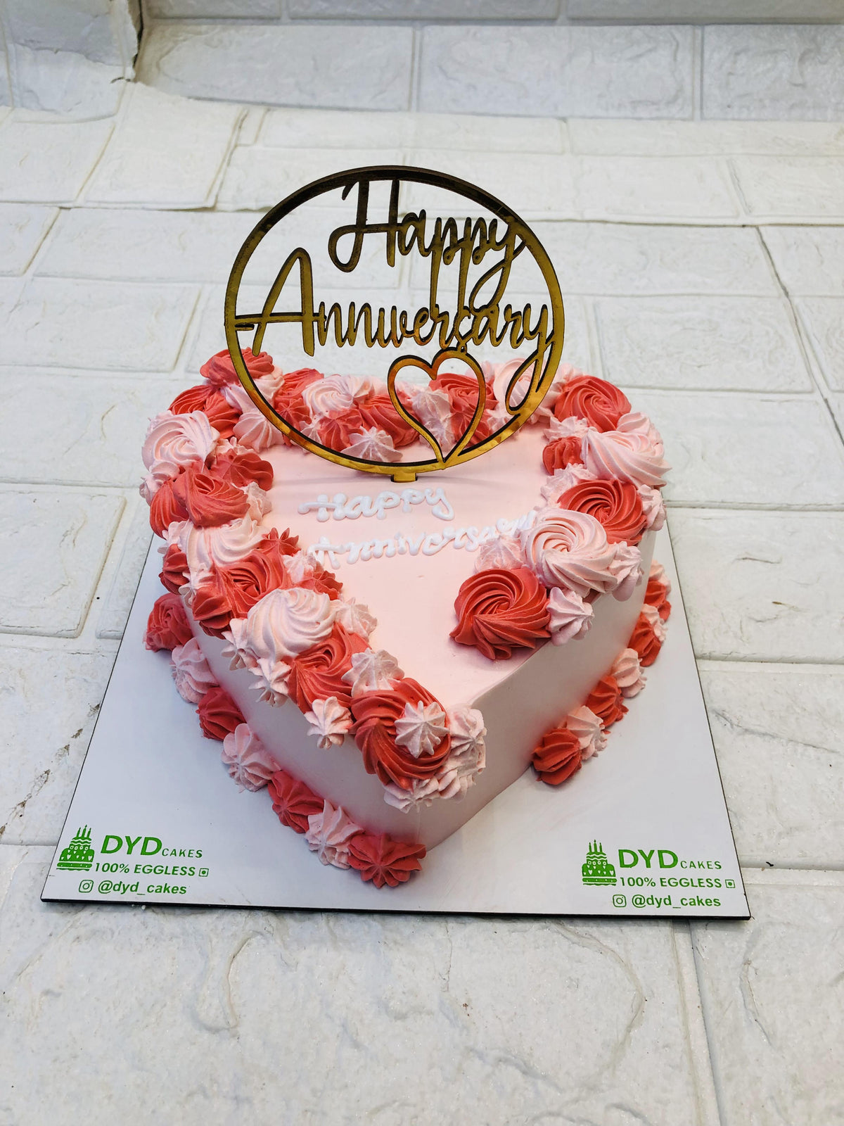 Roses Heart Shape Cake