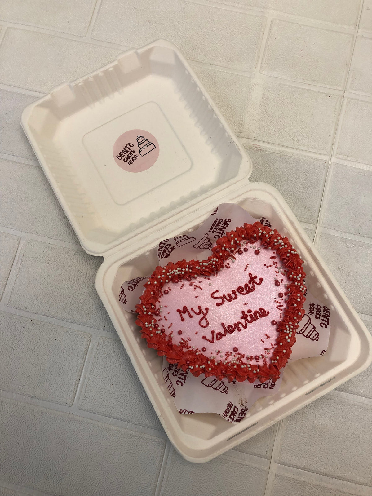 Valentine Theme Shiny Heart Bento Cake