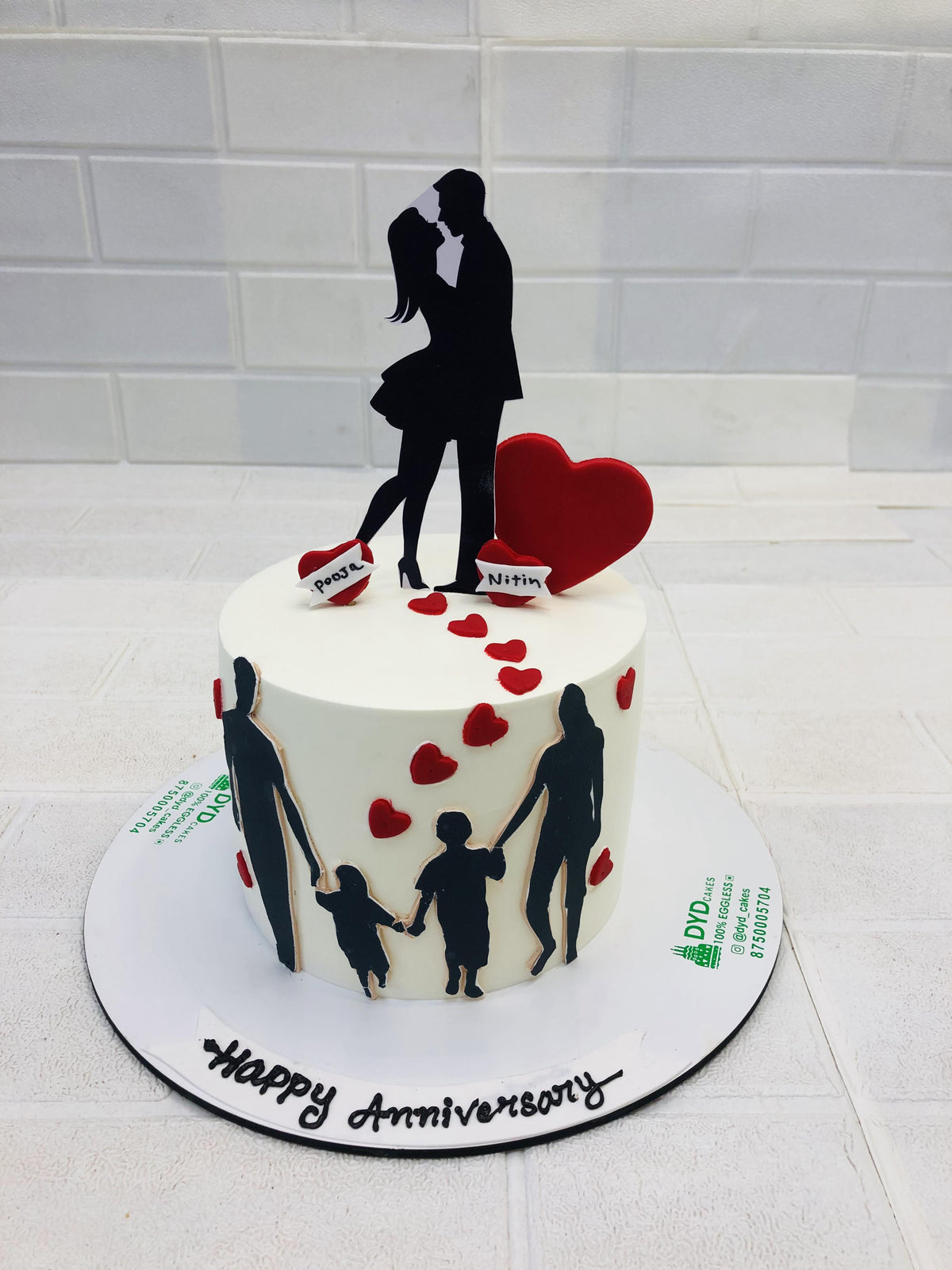 Red Hearts Marriage Anniversary Cake