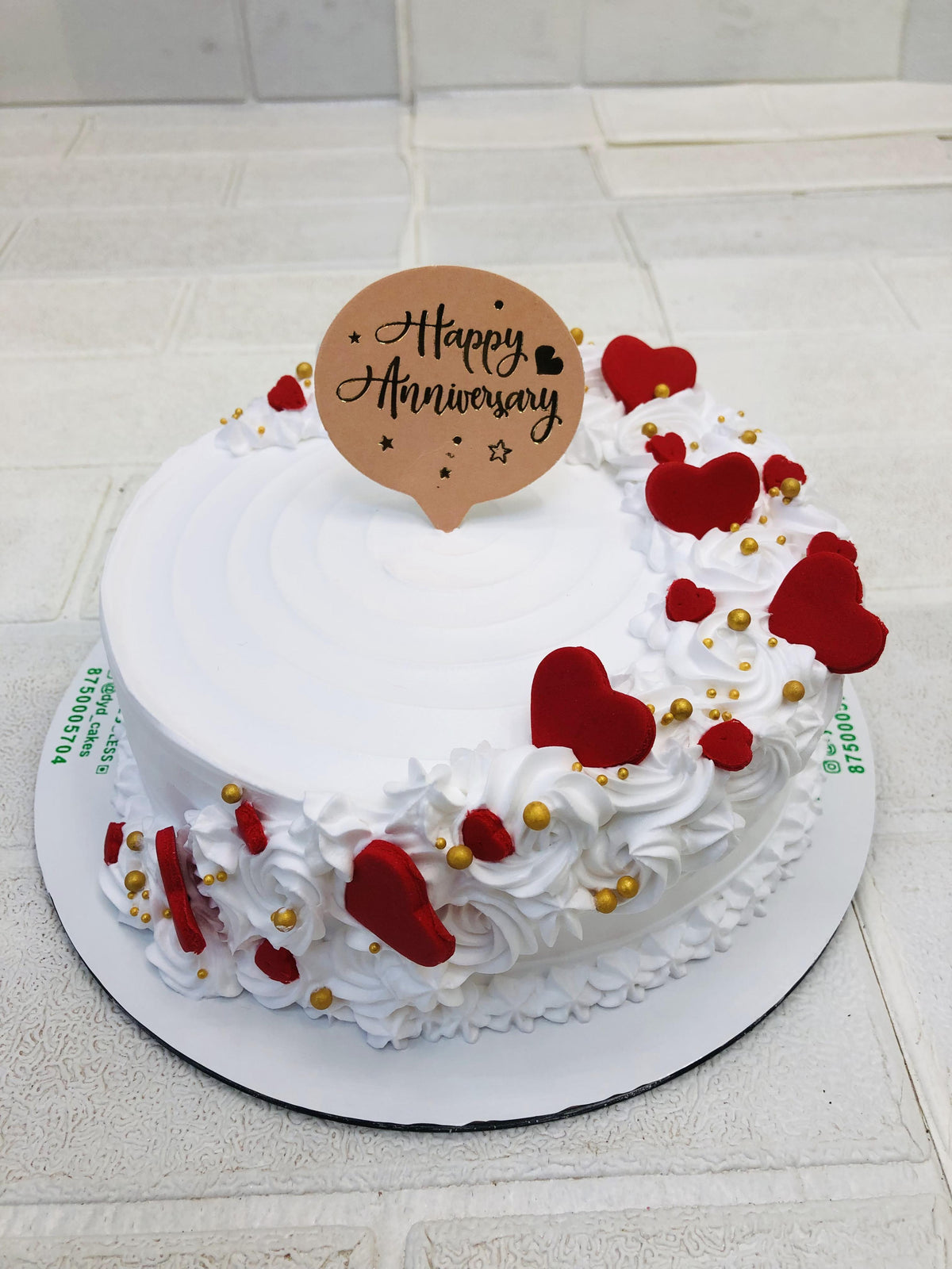 Creamy Topping Anniversary Cake