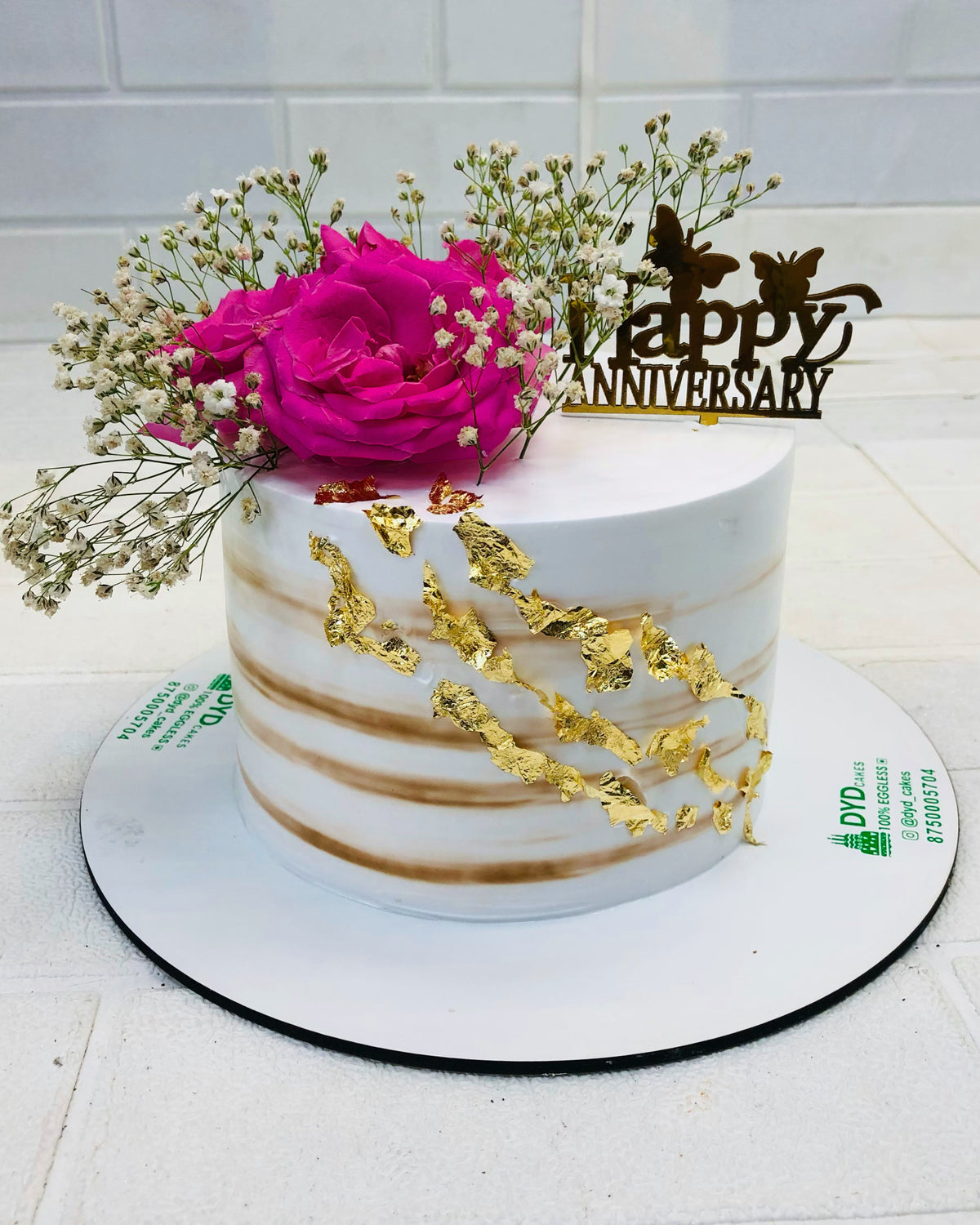 Rose And White Anniversary Cake