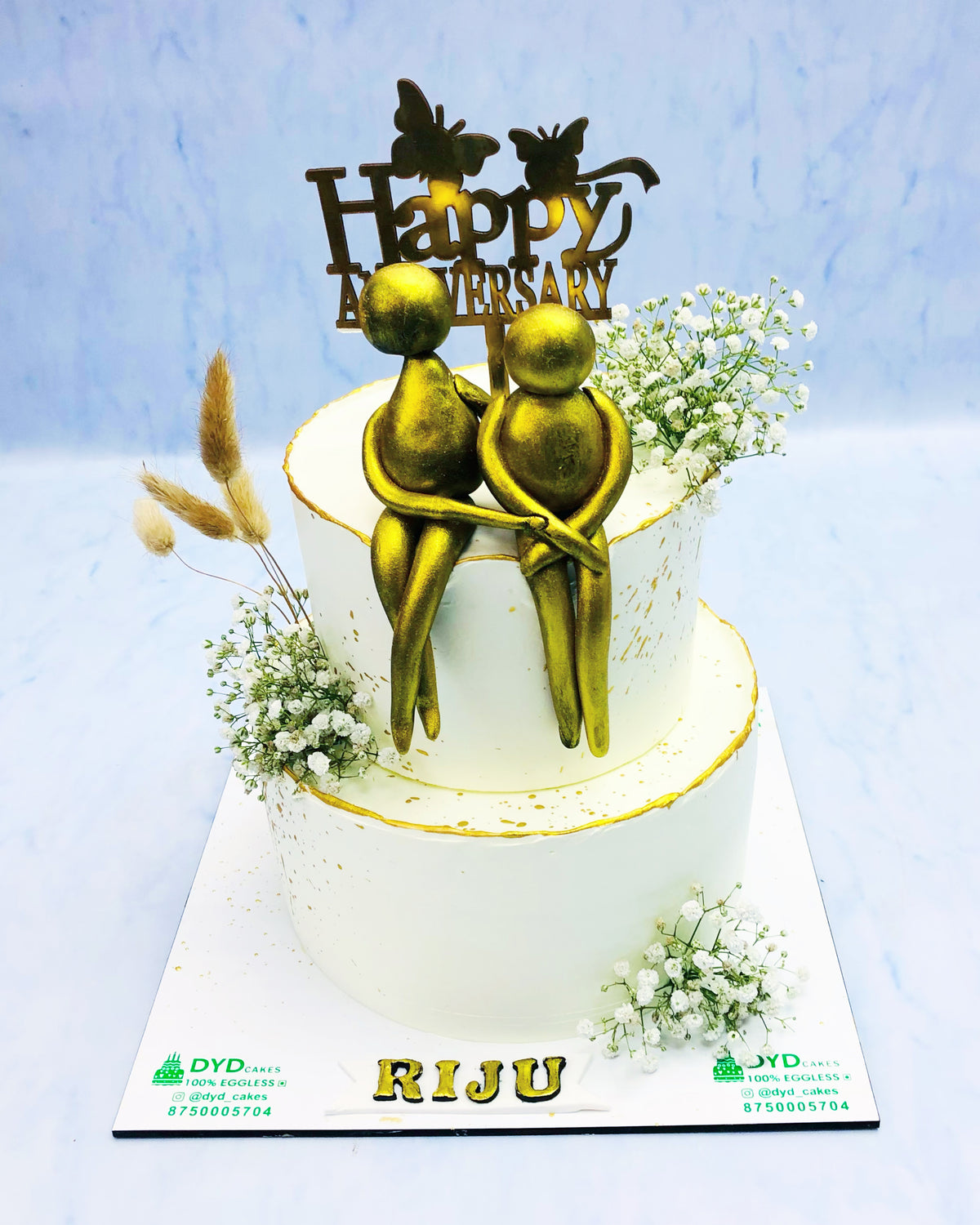 Golden Couple Anniversary Cake