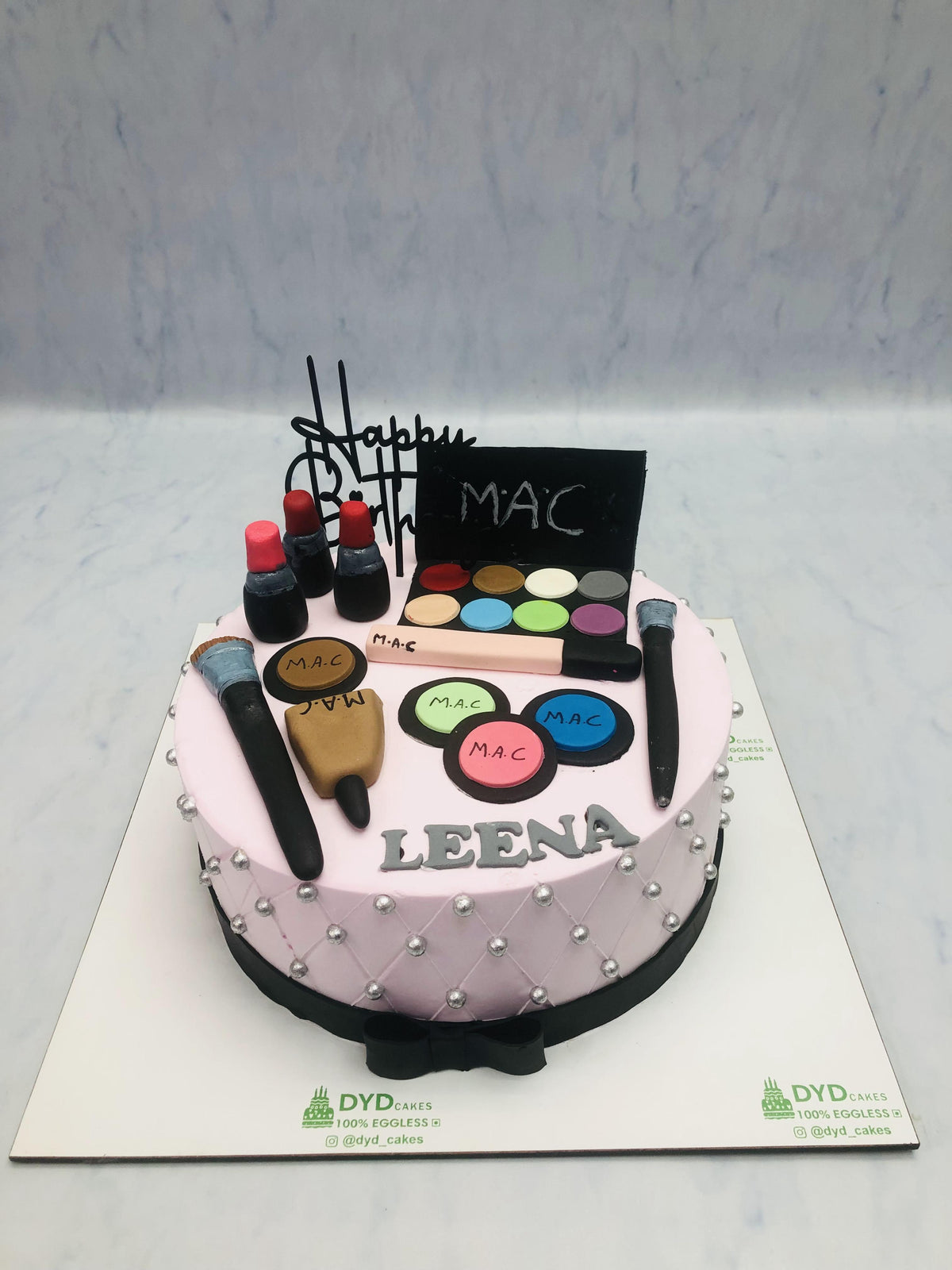 Light Purple Makeup Lover Cake