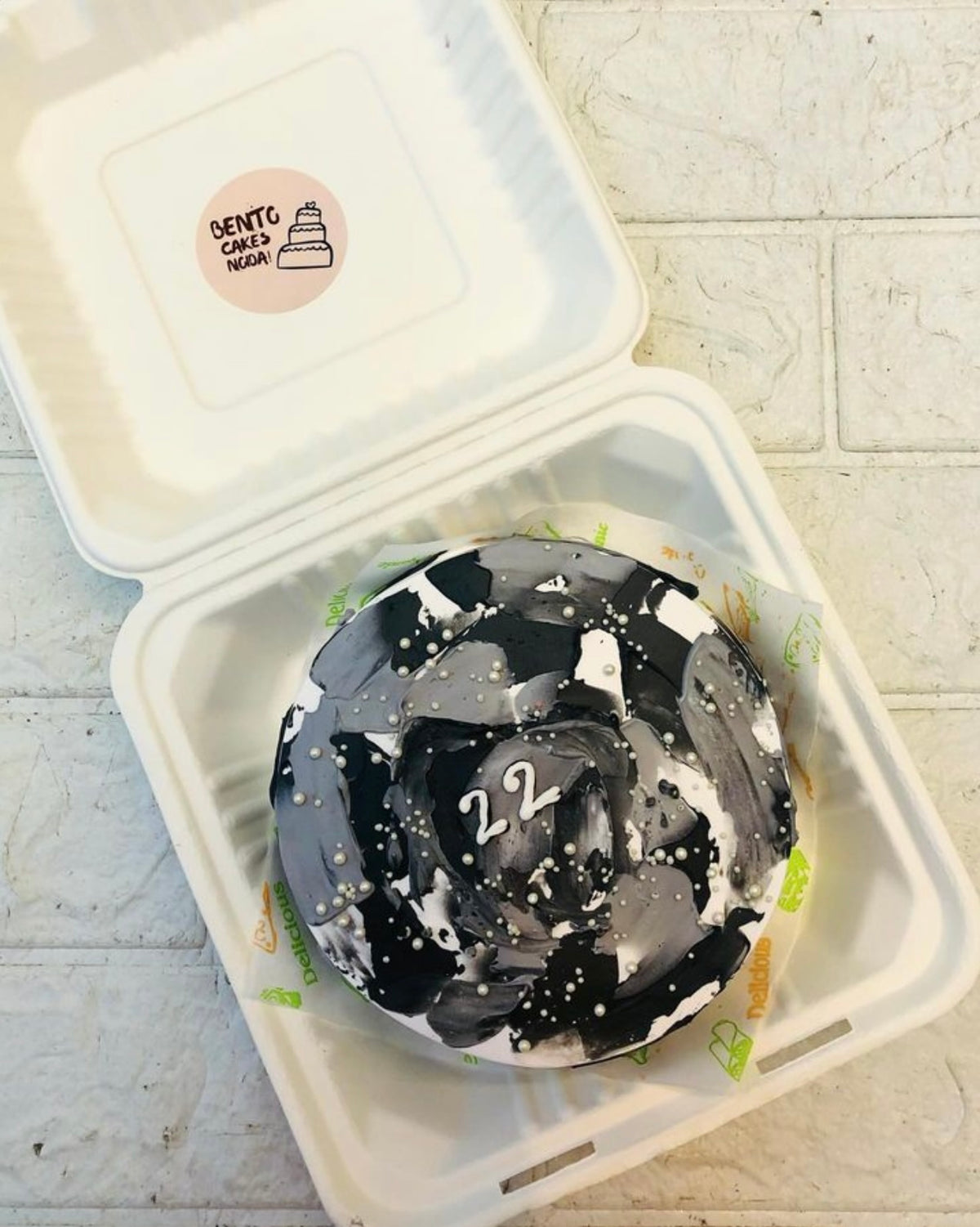 Aesthetic Black Grey Bento Cake