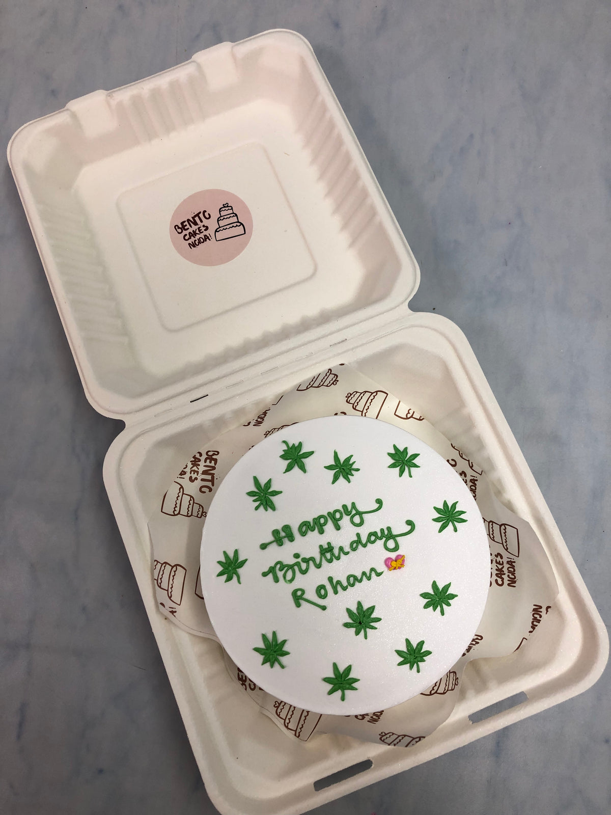 Weed Leaves Theme Bento Cake