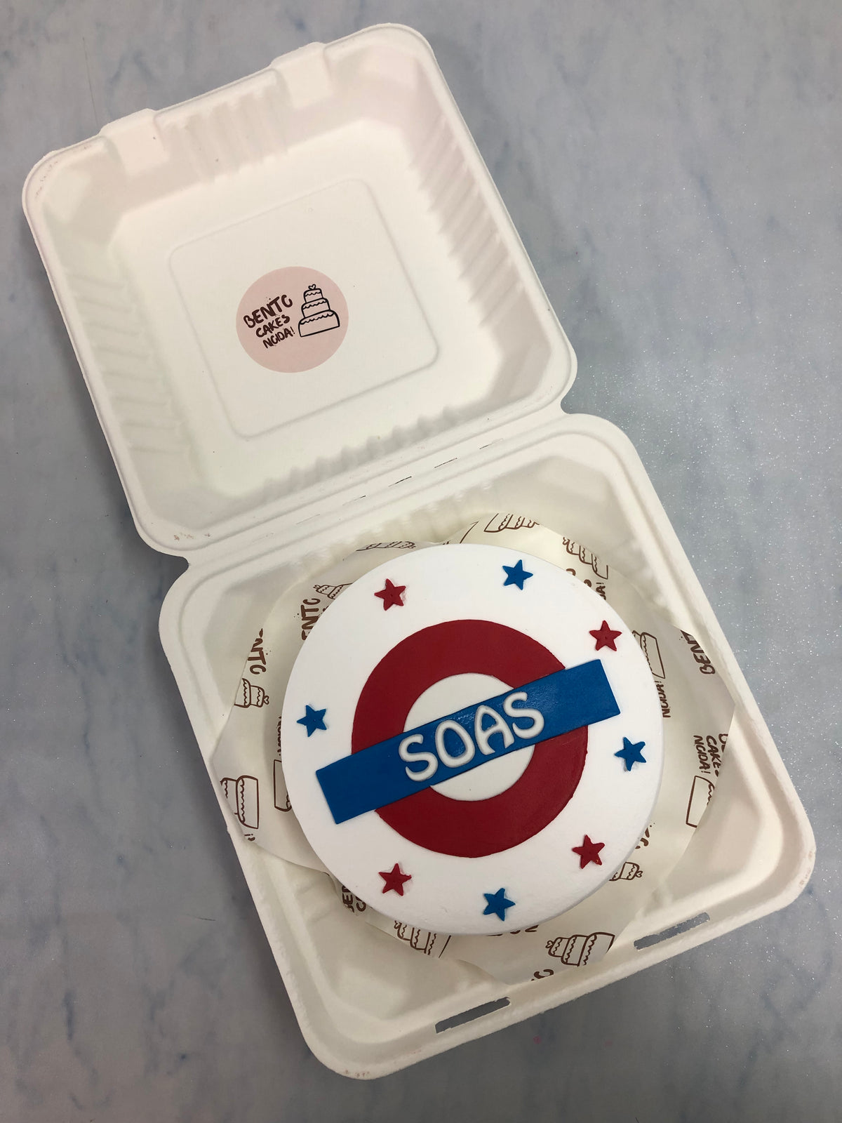 London Underground Theme Bento Cake