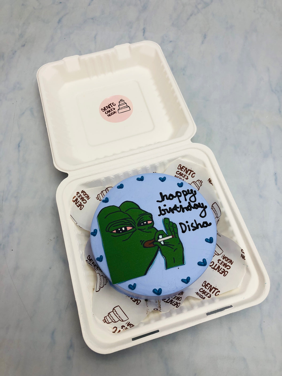 Green Smoker Theme Bento Cake