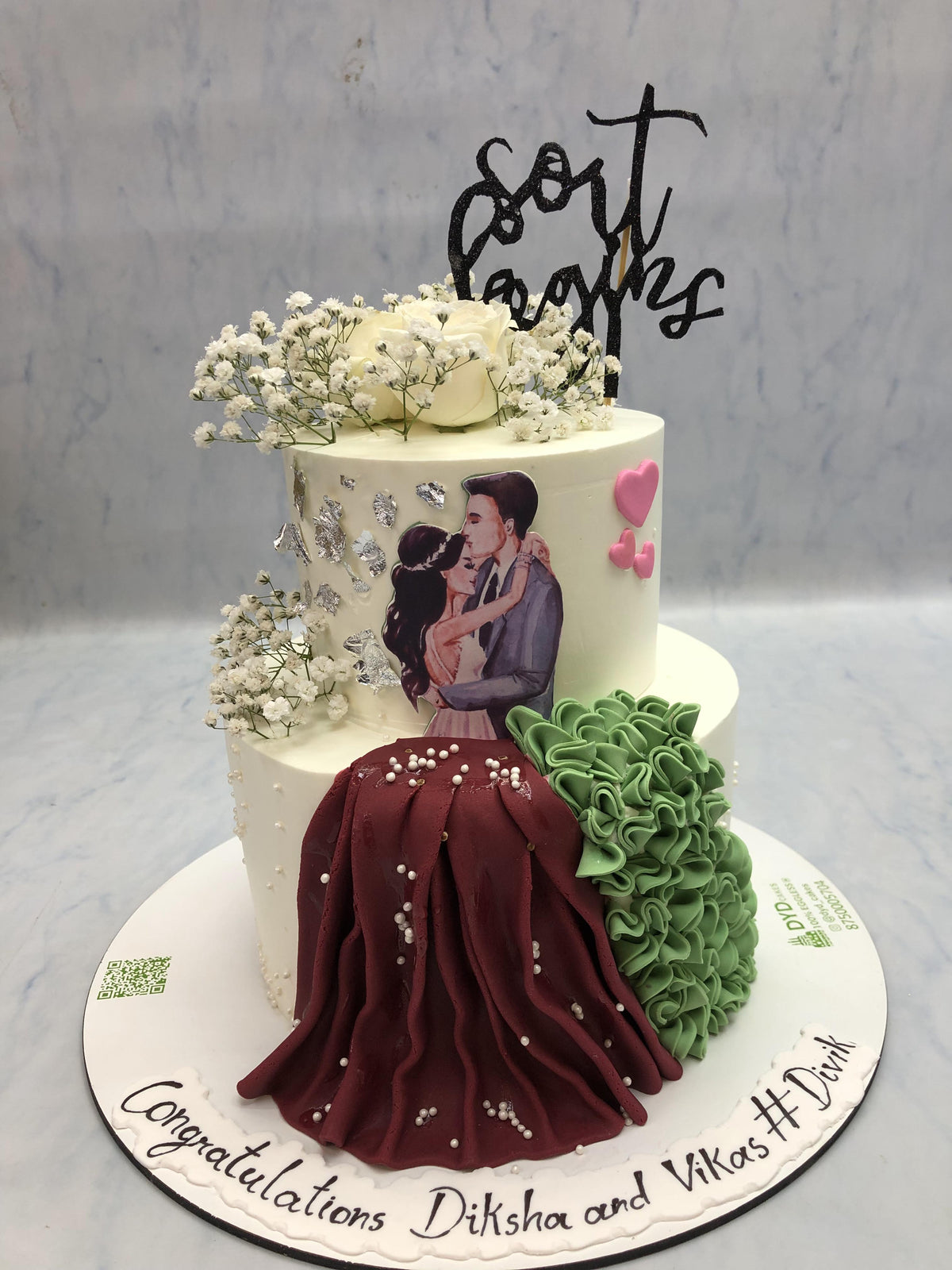 Engagement Couple Cake 2