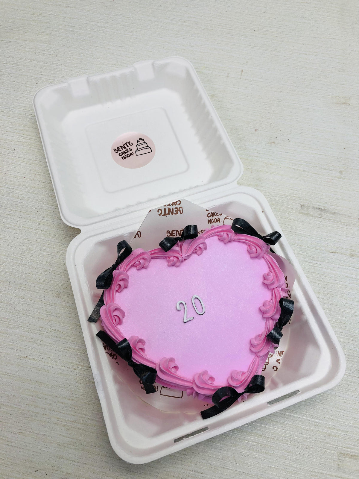 Aesthetic Pink Heart Bento Cake 3