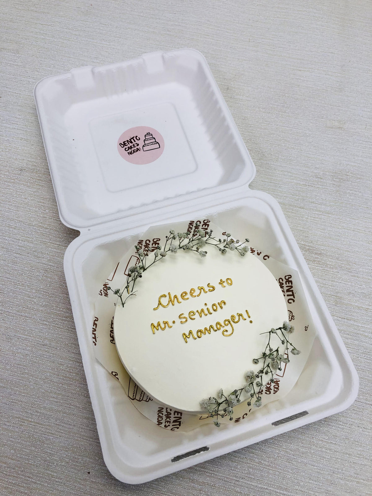 Cheers Theme White Bento Cake