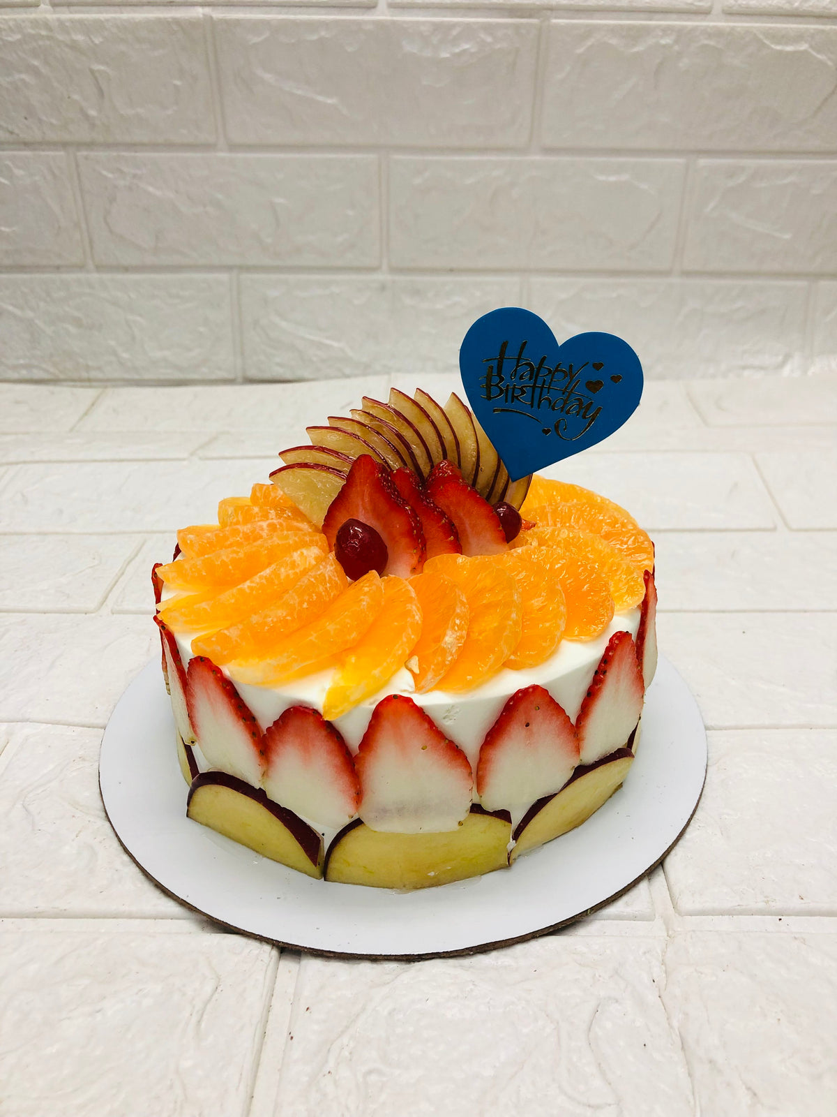 Mix Fruits White Birthday Cake